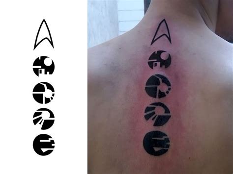 Articoli simili a piccola impresa di uss punto nel cerchio croce su etsy. Star Trek Insignia Borg Designation Tattoo On Upper Back ...