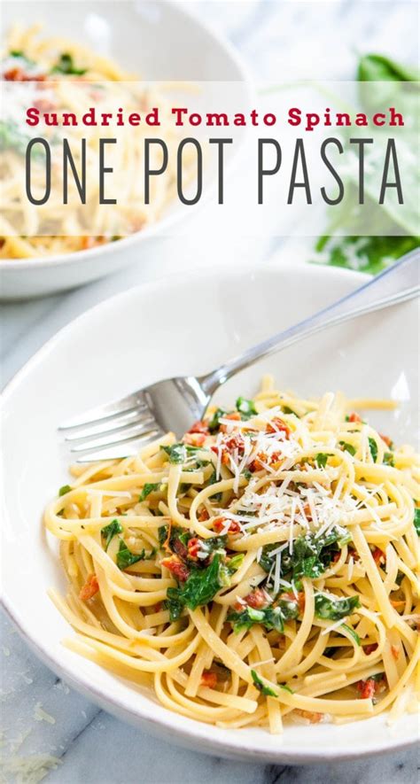 Close and lock the lid of the instant pot. Spinach & Sun Dried Tomato Pasta Recipe | Good Life Eats