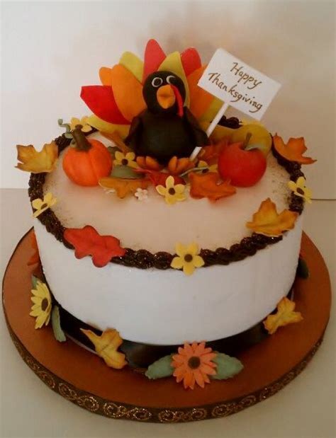 Easy cake decorating ideas for beginners is probably one of the most common requests i get from my readers a.k.a you! Happy Thanksgiving Cake, all decorations made from ...