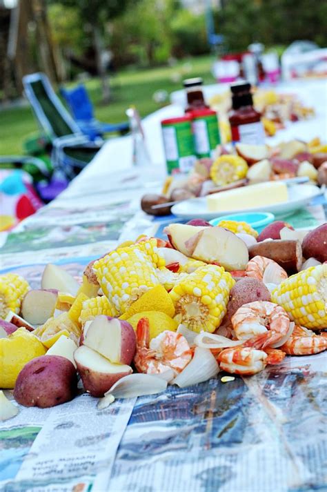 While summer is departing soon (the first official day of fall is in three any type of seafood can be used for a seafood boil, depending on what's available. 17 Best images about Seafood Boil on Pinterest | Paella ...