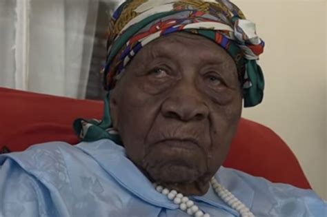 Worlds Oldest Person Violet Mosse Brown Dies Aged 117