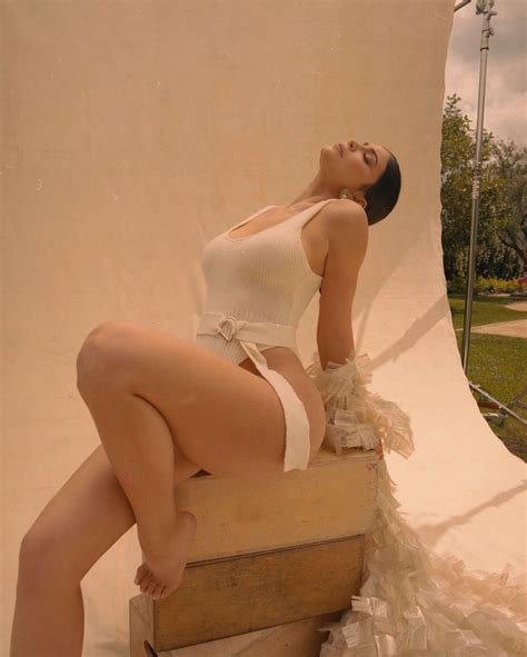 Kylie Jenner Erotic Porn Pictures Xxx Photos Sex Images 3647387 Pictoa
