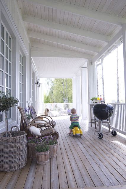 31 Cool Scandinavian Porch Designs To Get Inspired Digsdigs