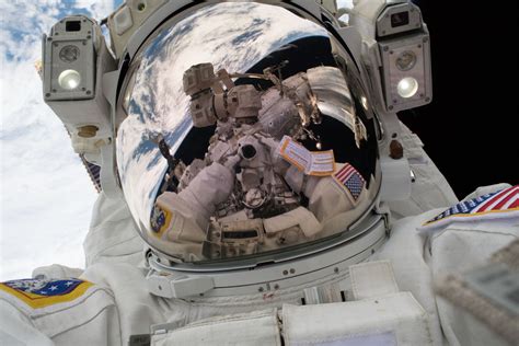Astronauts Taking A Spacewalk At The Space Station Today Watch It Live
