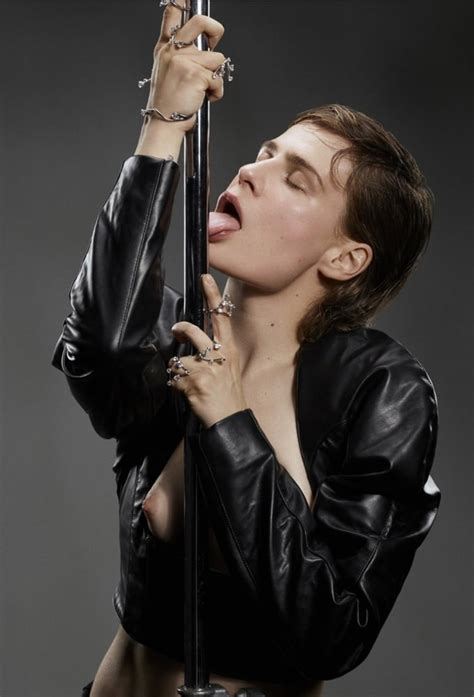 Christine And The Queens Aka Heloise Letissier Pics Xhamster
