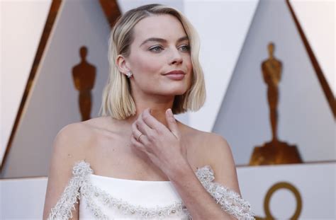 This 35 Product Is The Reason Margot Robbie Can Wear High Heels All