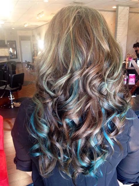 It's best to aim for a color that is one to two shades lighter than your base color. Blue highlights!! | Blue hair highlights, Hair highlights ...