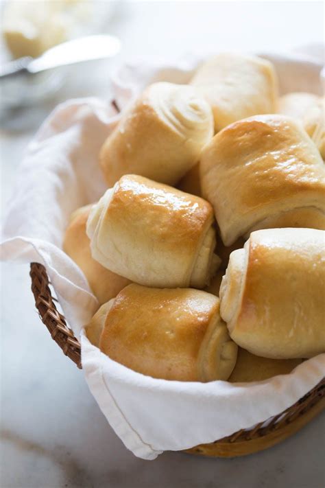 the best homemade rolls super soft and fluffy homemade rolls