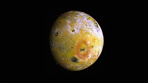 Giant Volcano On Io The Volcanic Moon Of Jupiter Expected To Erupt