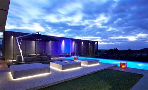 15 Dramatic Landscape Lighting Ideas Home Design Lover