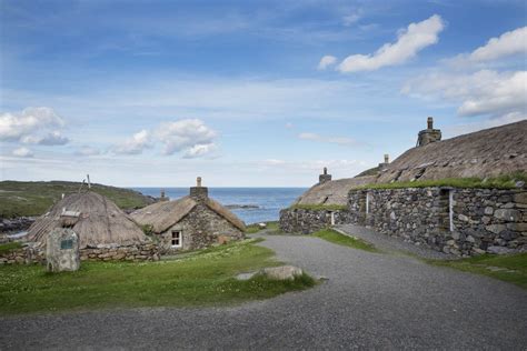 The Outer Hebrides A Guide To The Isle Of Lewis Harris Outer