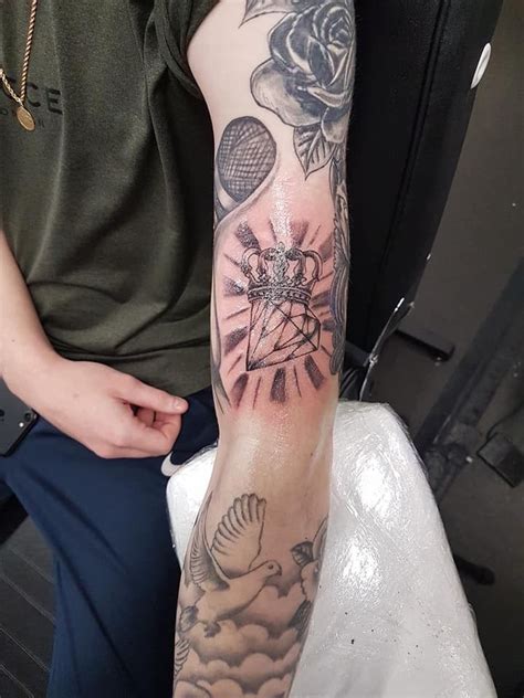 Pin By Hayley Woodward On Tattoo Ideas Tattoos Flower Tattoo