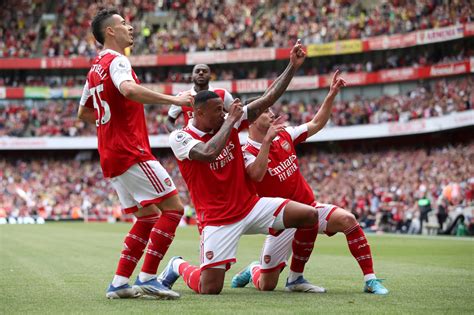 3 Ways Arsenal Could Line Up In Defence This Season