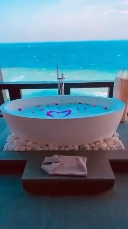 Romantic Bath For Two With A View At Maldives Romantic Bath Bath For