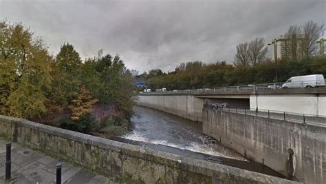 Police Try To Identify Man Found Dead In River Mersey In Stockport