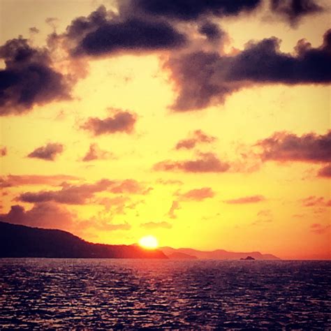 Pretty Sunset Over The British Virgin Islands Beautiful Sunrise
