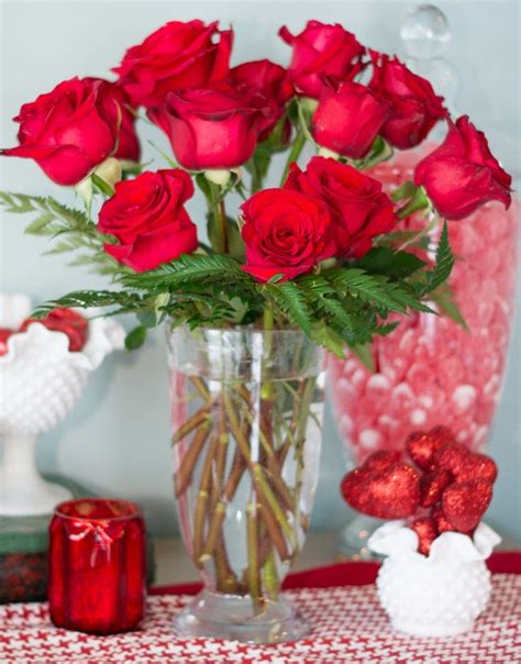 Diy Valentines Centerpiece From Grocery Flowers Paint Yourself A