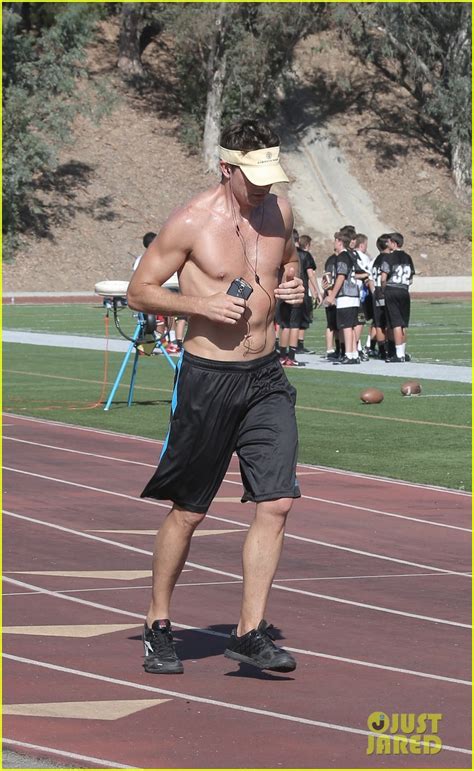 Full Sized Photo Of Jerry Oconnell Shows Off Fit Body While Running