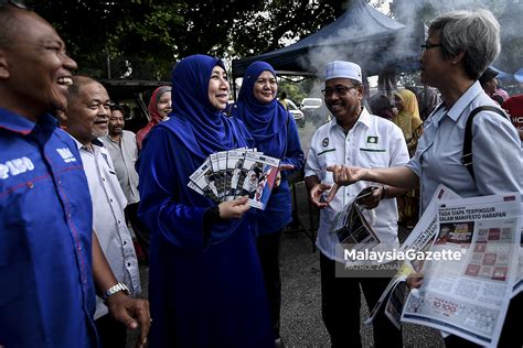 Selain berdasarkan jenis pekerjaan, harga borong bangunan juga bisa berdasarkan luas bangunan per meter persegi. Calon Berkempen Pusing Pasar Malam #PRU14