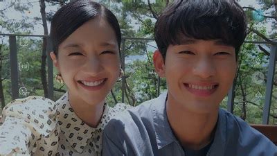 Moon kang tae (kim soo hyun) is a public health worker at apsychiatric ward who lives on 1.8 million won. It's Okay to Not Be Okay Korean Drama Review | Kdrama Kisses