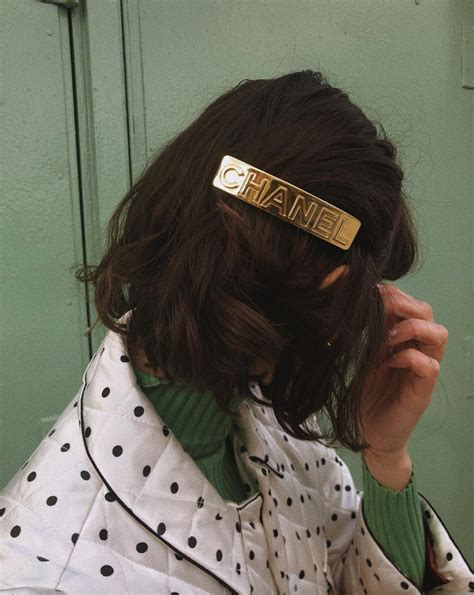 The Hair Clip Trend Should Be Your New Secret Weapon