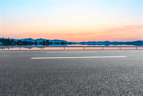 Empty Road Side View Stock Photos Pictures And Royalty Free Images Istock