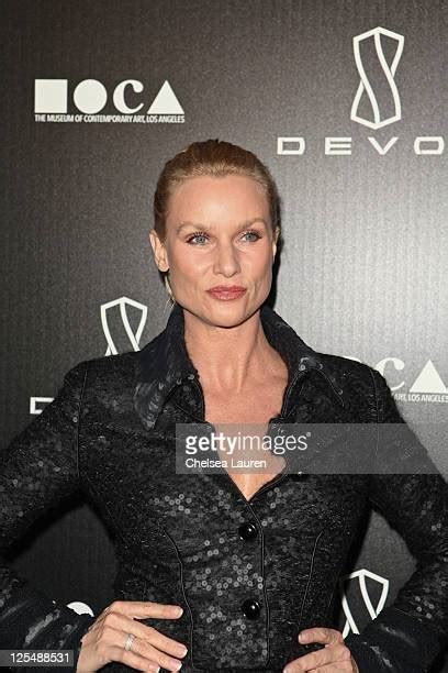 Devon Flagship Store Launch Hosted By Jessica Stam Arrivals Stock Fotos