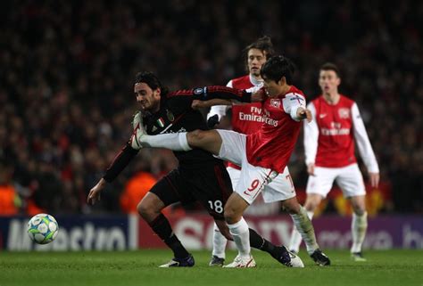Liverpool vs ac milan 2005 champions league winners liverpool. Champions League: Arsenal 3-0 AC Milan (3-4 Agg ...