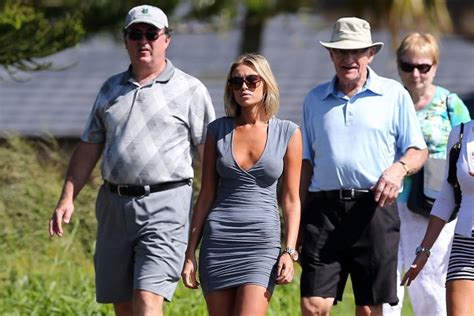 Golf Digests Paulina Gretzky Cover Sparks Controversy