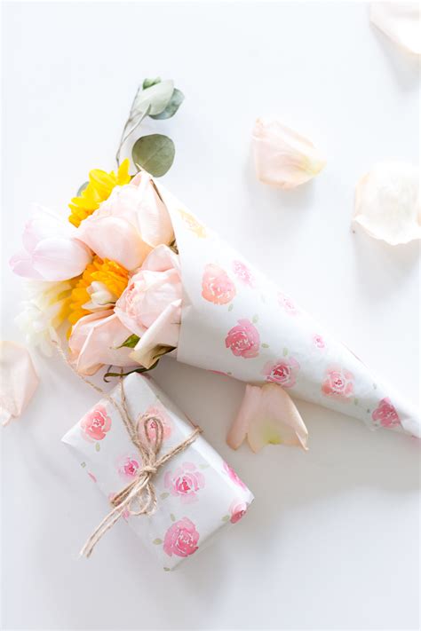 Diy Floral Wrapping Paper Bonjour Bliss Roxanne West