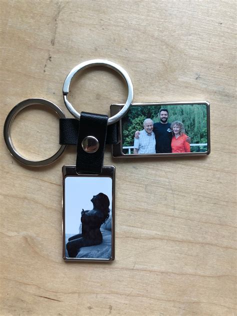 Personalized Photo Keychain In Silver And Leather Key Holder Etsy