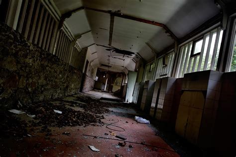 The official facebook page of the asylum studios in burbank, ca. 15 of the World's Creepiest Abandoned Asylums