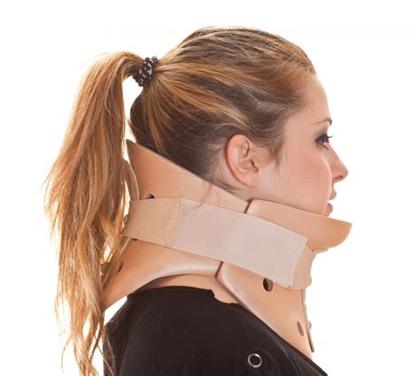 How Do I Choose The Best Neck Brace With Pictures