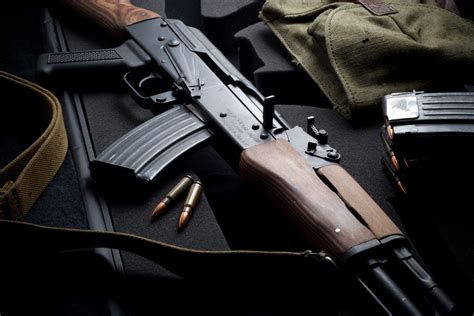 Akm Assault Rifle Hd Wallpaper Background Image 1920x1280 Id