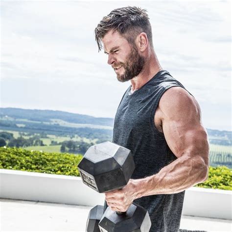 Chris Hemsworth Needs You To Do This 9 Min Bodyweight Challenge