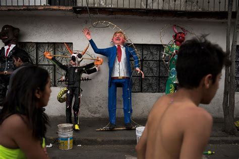 Mexicans Celebrate Holiday By Burning Trump In Effigy The Washington Post