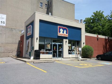 Pet Store Mondou in Montréal (QC) | theDir