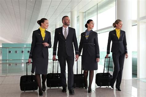 I have always had an interest in travel and flying generally. 177 beste afbeeldingen over Flight attendants op Pinterest ...