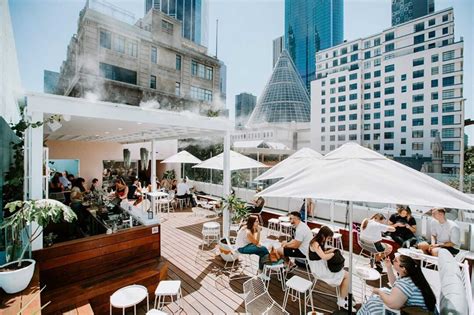 Melbournes Best 5 Rooftop Bars Sky High Drinking At Its Best
