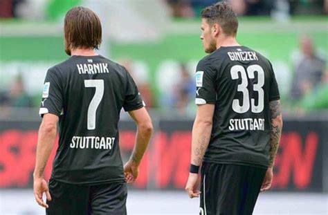 See detailed profiles for vfb stuttgart and vfl wolfsburg. 1:3-Niederlage in Wolfsburg: VfB Stuttgart verliert gegen ...