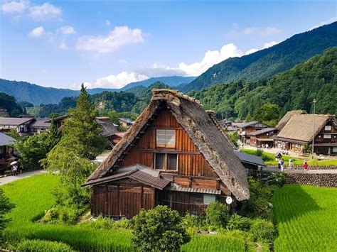 Highlights And Accessibility To A World Heritage Site Ainokura Village