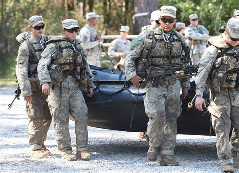 Army Ranger School Will Have First 2 Female Graduates Time