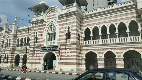 Vi rekommenderar att du bokar rundturer i royal malaysia police museum i förväg för att säkra din plats. The National Textile Museum in Kuala Lumpur - YouTube