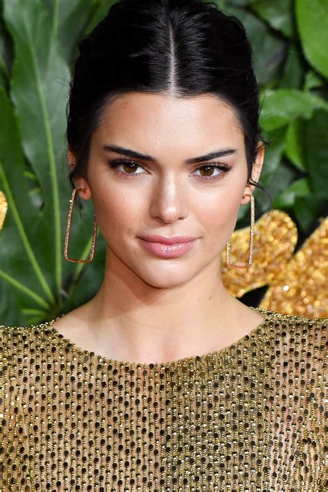 Gelüftet Wir Kennen Kendall Jenners Beauty Geheimnis Für Einen