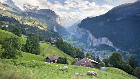 Lauterbrunnen Valley Situated In One Of The Most Impressiv Flickr