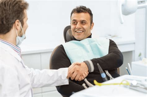 Why Dental Practices Should Invest In A Bilingual Answering Service