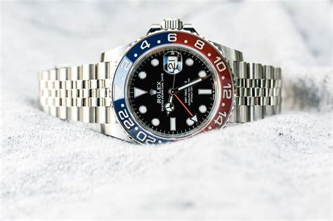 Pour vous aider à rédiger votre lettre de motivation, voici des exemples de lettres de pour être efficace, une lettre de motivation suisse doit capter l'attention du recruteur le plus rapidement possible. Horlogerie Suisse Lettre De Motivation Rolex / lettre ...