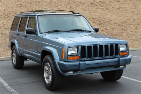 58k Mile 1998 Jeep Cherokee Classic For Sale On Bat Auctions Sold For