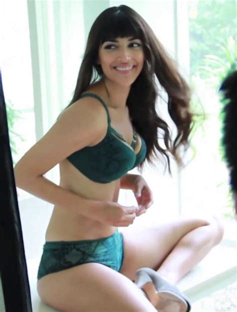 Naked Hannah Simone Added By Bot