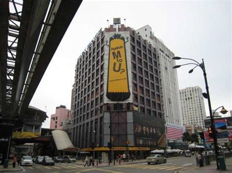 Murid tahun 4 trauma dibuli rakan asrama. Bangunan Yayasan Selangor - Kuala Lumpur